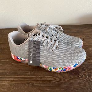 No bull BRAND NEW floral